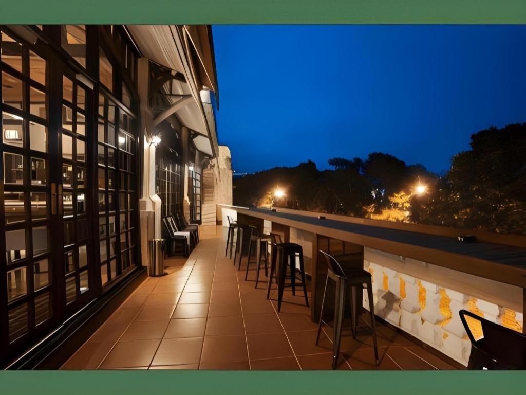 The Chambers Hotel George Town Exterior photo